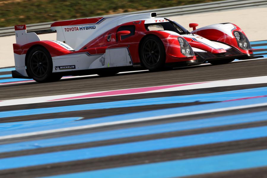  Toyota TS030 Hybrid 2012 года  (фото 24 из 39)